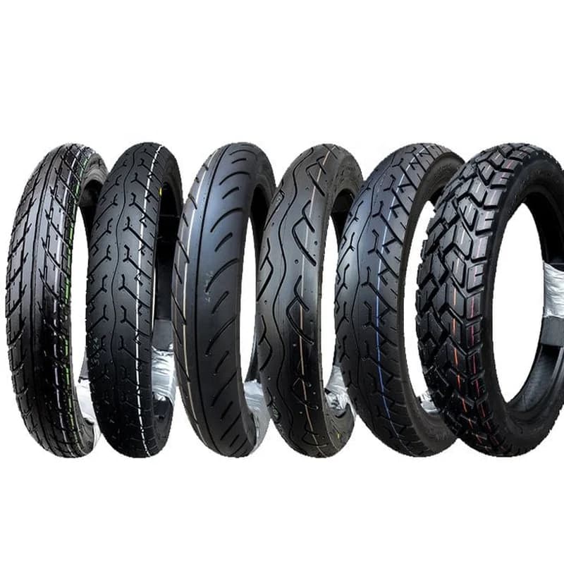 Pneus Moto Sculptés Route et Évacuation de Pluie